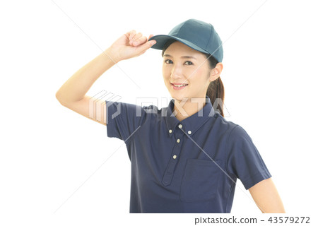一名微笑的女工 一名微笑的女工 43579272