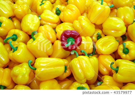 辣椒粉，甜椒，水果 43579977