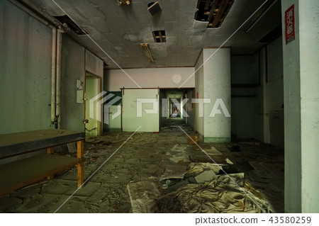 Shinshu Kanko Hotel廢棄酒店廢除了酒店內部通道 43580259