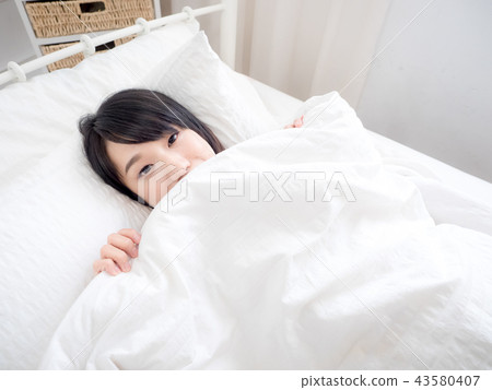甦醒的女孩 43580407