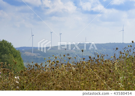wind turbine 43580454