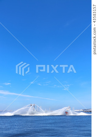 Yokohama Minatomirai harbor 43583157