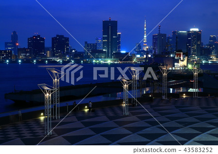 Night view of Harumi Wharf Night view of Harumi Wharf 43583252