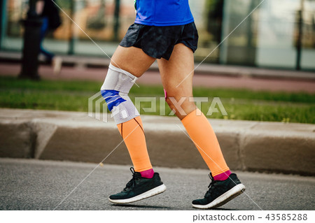 women feet runner in compression socks women feet runner in compression socks 43585288