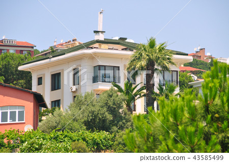 Modern villas 43585499