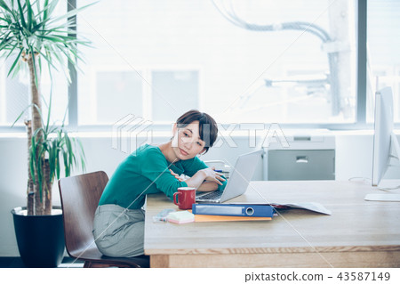 Business scene Business scene 43587149