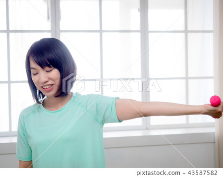 重量訓練 43587582