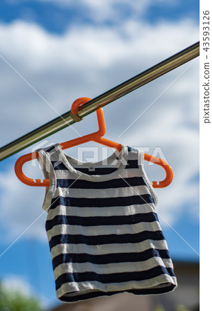 兒童衣服洗 43593126