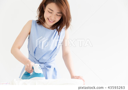 熨燙的女人 熨燙的女人 43593263