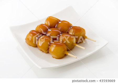 Mitarashi dumpling  43593669