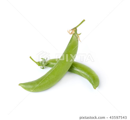fresh green peas isolated on a white background. fresh green peas isolated on a white background. 43597543