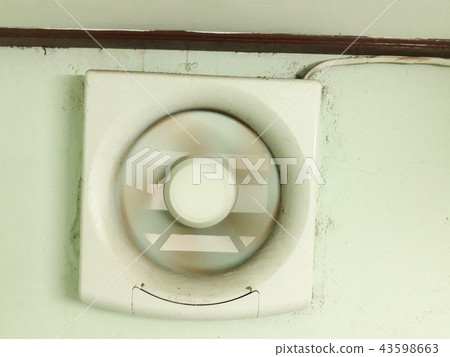 Ventilation inside the toilet. Ventilation inside the toilet. 43598663