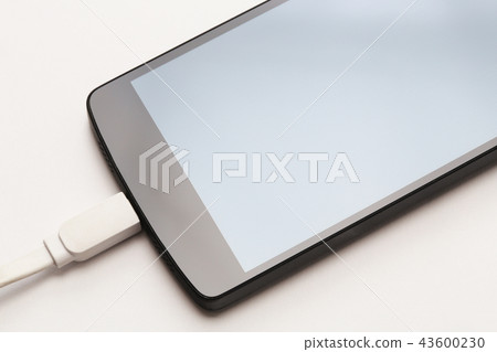 Smartphone charging 43600230