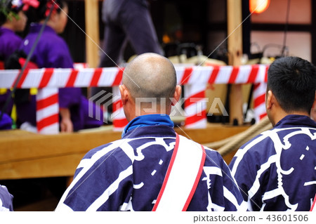 山，船，攤位事件 43601506