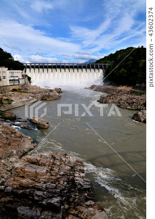 Oi dam discharge Oi dam discharge 43602374