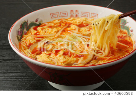 Soy hot water noodles 43603598