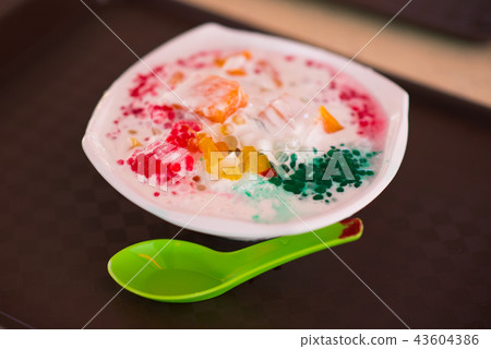 Asian dessert 43604386