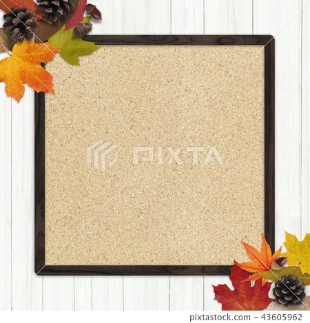 Background-Autumn-Fallen Leaves-Nuts-Frame 43605962