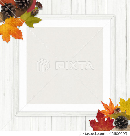 Background-Autumn-Fallen Leaves-Nuts-Frame Background-Autumn-Fallen Leaves-Nuts-Frame 43606095