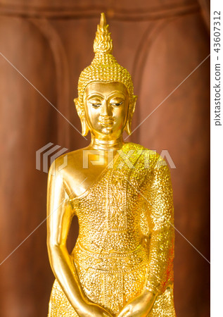The buddha statue in Ban Den temple, Thailand The buddha statue in Ban Den temple, Thailand 43607312