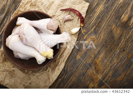 raw chicken legs raw chicken legs 43612342