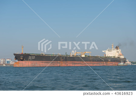 Tanker sea 43616923