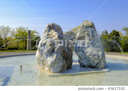 Jade rough stone 43617182