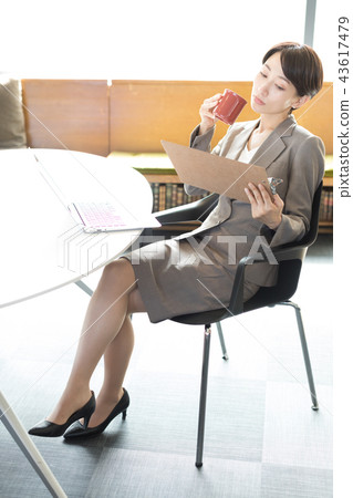 商業場景 43617479