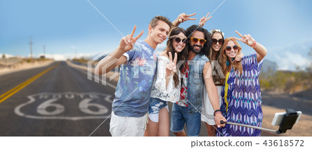 hippie friends taking selfie over us route 66 hippie friends taking selfie over us route 66 43618572