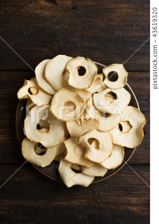 Apple fruit dehydrated chips Apple fruit dehydrated chips 43619320