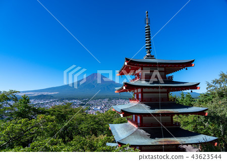 （山梨縣）深綠新倉山淺間公園，楚平塔和富士山 43623544