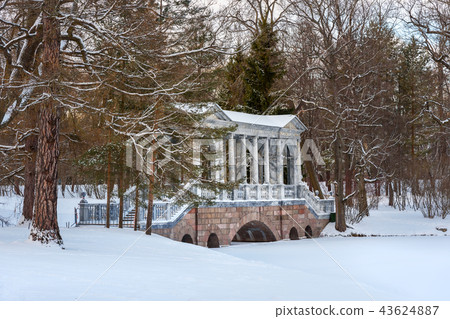 Marble Bridge in Catherine park in winter. Pushkin Marble Bridge in Catherine park in winter. Pushkin 43624887