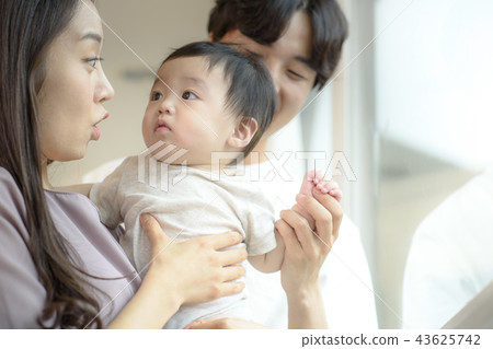 Three authorized families 43625742