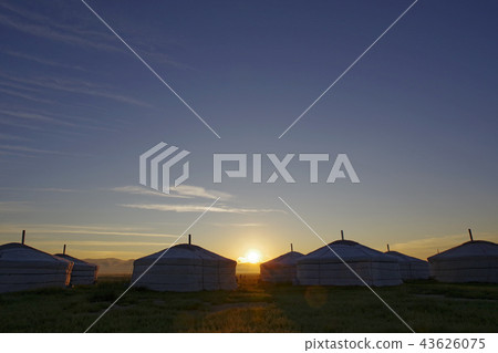 太陽從凝膠間隔升起 太陽從凝膠間隔升起 43626075