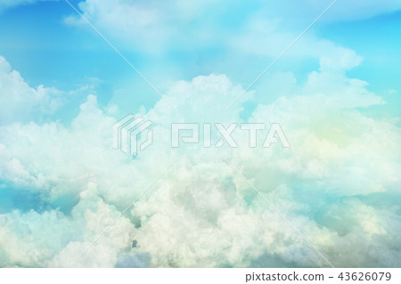 Clouds floating in the sky - Stock Illustration [43626079] - PIXTA
