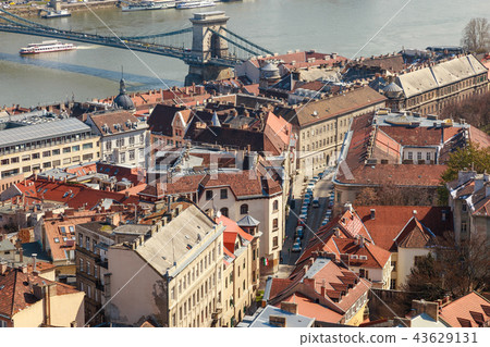 Chain Bridge is the quintessential symbol to Budapest, one of the most beautiful European city 43629131
