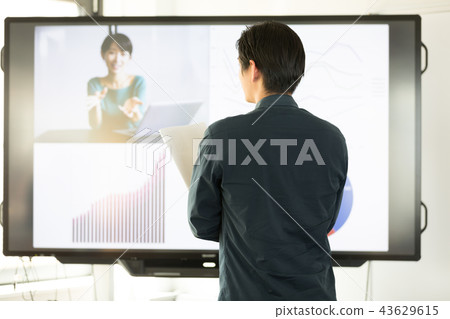 Business scene 43629615