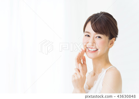 Beauty woman Beauty woman 43630848