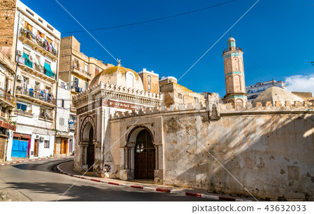 Hassan Pasha Mosque in Oran, Algeria Hassan Pasha Mosque in Oran, Algeria 43632033