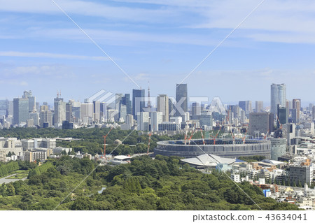 正在建設東京景觀夏季的新東京國立體育場（2018年8月18日拍攝） 43634041