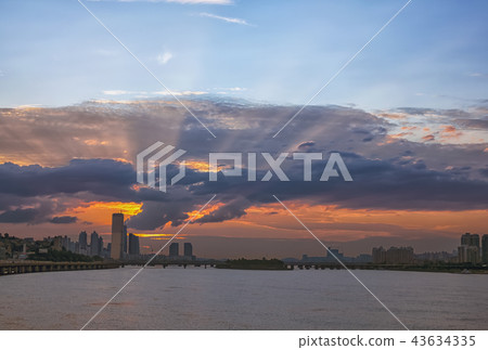 63 Building, Hangang Bridge, Olympic Expressway, North Island, Yeouido, Yeongdeungpo-gu, Korea 43634335