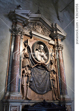 Mariano Vecchiarelli in San Pietro church 43634956