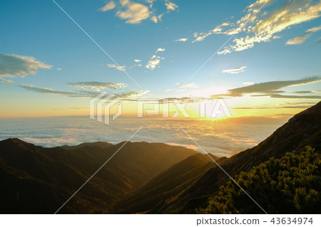 Dawn of the mountain (Hikari) 43634974