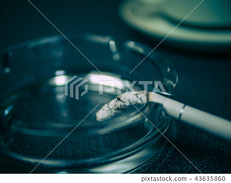 吸煙香煙 43635860