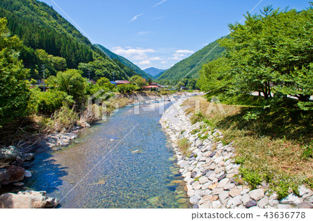 濱江景觀農村綠色和山脈3 濱江景觀農村綠色和山脈3 43636778