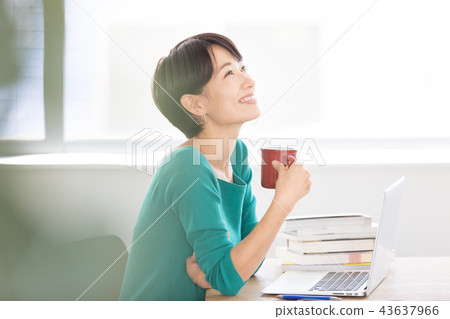  企業形象 43637966