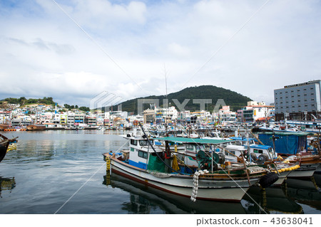 Guguan, Tongyoung Port, Hallyeo Marine National Park, Tongyeong-si, Gyeongnam Guguan, Tongyoung Port, Hallyeo Marine National Park, Tongyeong-si, Gyeongnam 43638041