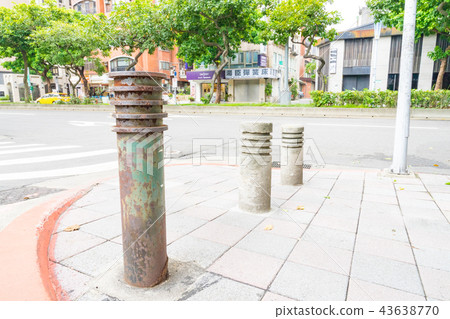 Asia, China, Taiwan, Taipei Street, Zhizhi Traffic Signpost Pedestrian Law 43638770