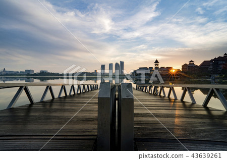 beautiful morning at lakeside 43639261