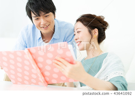 Couple lifestyle 43641092